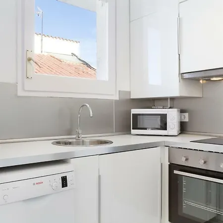Apartamento Laura Apartment *